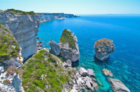 Kreidefelsen bei Bonifacio auf Korsika © Benno Hoff (Fotolia.com)