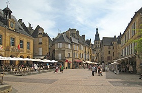 Sarlat-la-Canéda © Manfred Heyde (Wikipedia)