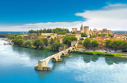 Brücke Saint Benezet in Avignon © Proslgn (Shutterstock.com)